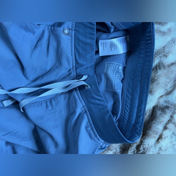 Figs Scrubs: Vapor Blue Space Dye: Medium Zamora Joggers - Picture 3 of 3